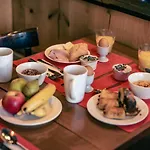 Otel Tralala 3*