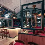 Tralala Hotel 3*