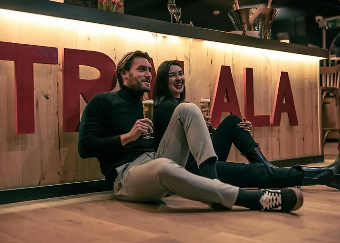 Отель Tralala 3*