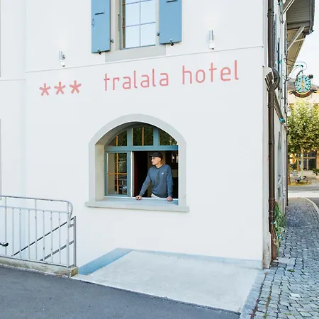 Tralala 3*